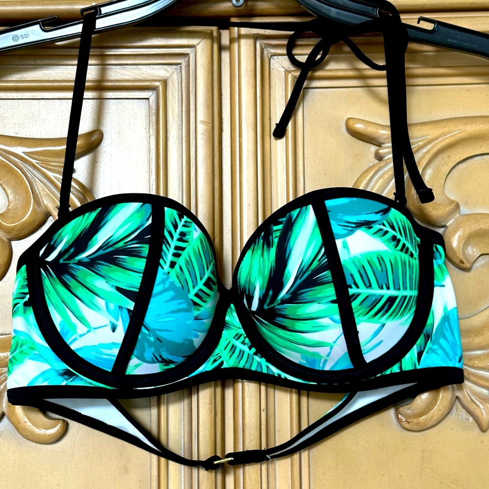Bikini Top by Endless Sun has Palm Leaf Large Blue Green black white guc
